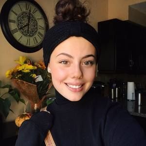 Meet your Posher, Ivana